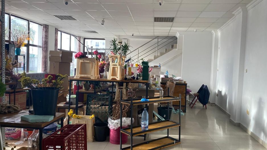 Spațiu comercial de închiriat, stradal - Târgoviște - M3 - Poză 5