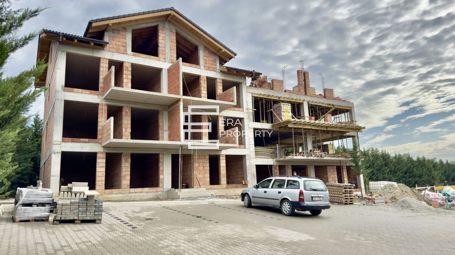 Apartament 2 camere + gradina 50 mp, la cheie , Cristian - Poză 5