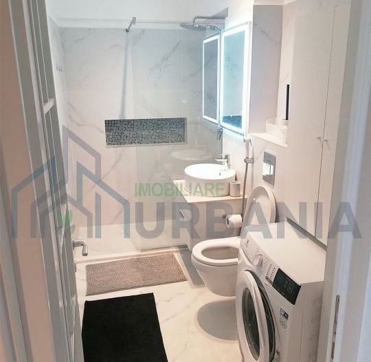 Inchiriez ap complex royal town cu parcare inclusa - Poză 3