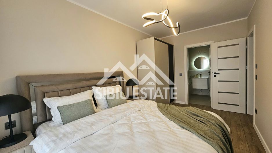 Apartament 3 camere, 2 bai terasa langa Mall Selimbar - Poză 1