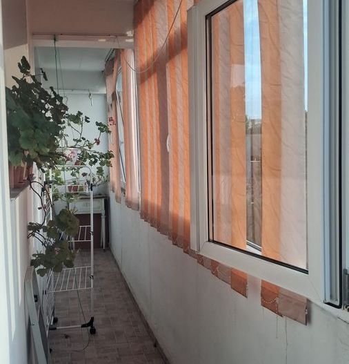 Apartament 3 camere balcon 10mp Raul Doamnei, Drumul Taberei - Poză 5