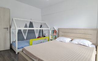 2 camere insorit, mobilat, utilat, parcare, House Residence - Tractorul - Poză 4