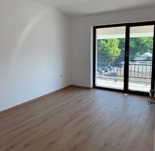 Inchiriere Spatiu Birouri/Apartament Calea Bucuresti - Poză 9