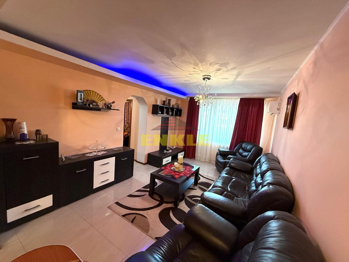 De vânzare apartament 4 camere – Zona Școala 7 - Poză 4