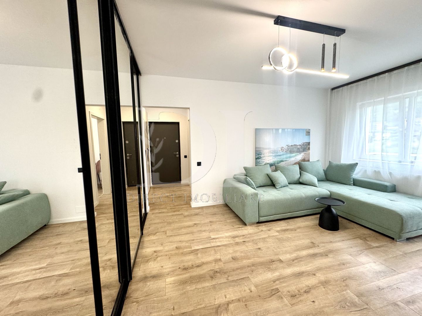 Apartament la cheie / etaj intermediar / Zona Terra - Poză 3