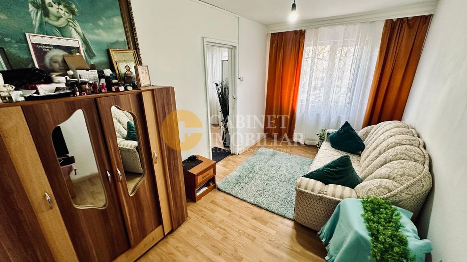 Apartament cu 2 Camere -  Etaj 1 - Zona Alexandru cel Bun - Poză 5