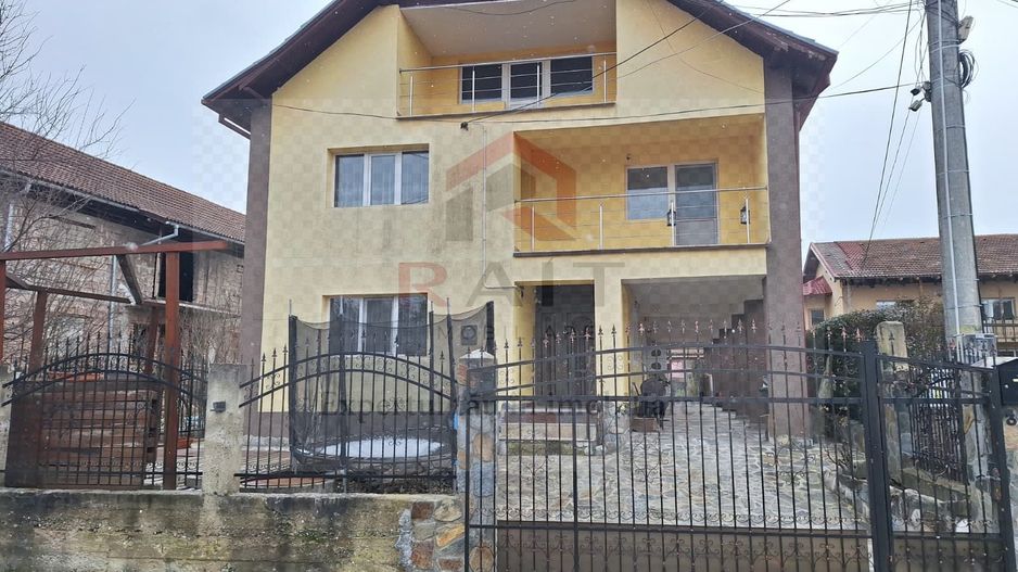 Casa de inchiriat Curtea de Arges - Poză 1