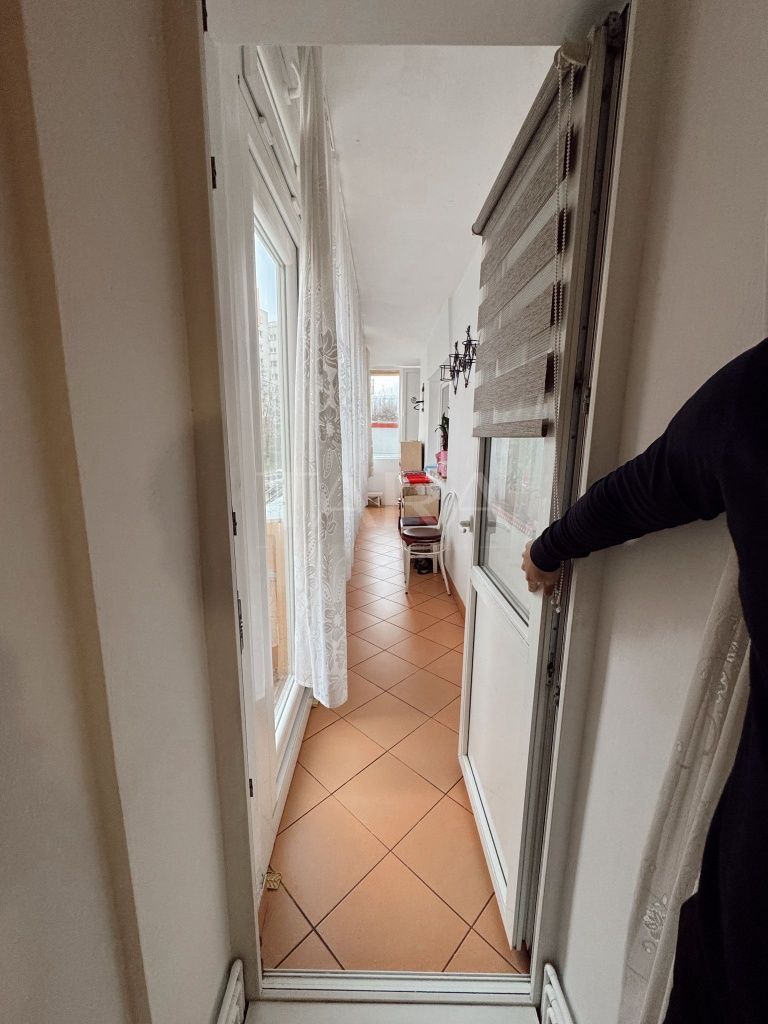 Apartament 2 camere decomandate, Nicolae Titulescu, 20 mp balcoane. - Poză 2