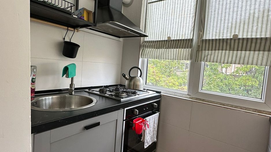 Aradului | 3 camere | Decomandat | Centrală proprie | Renovat complet - Poză 4