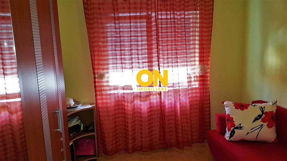 Apartament 4 camere, 78 mp utili, et.1, cu garaj si boxa - Poză 6