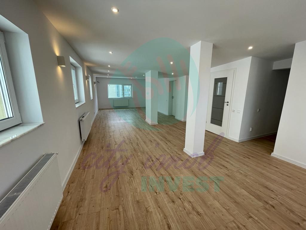 Triplex cu 7 camere | Piata Victoriei - Poză 2