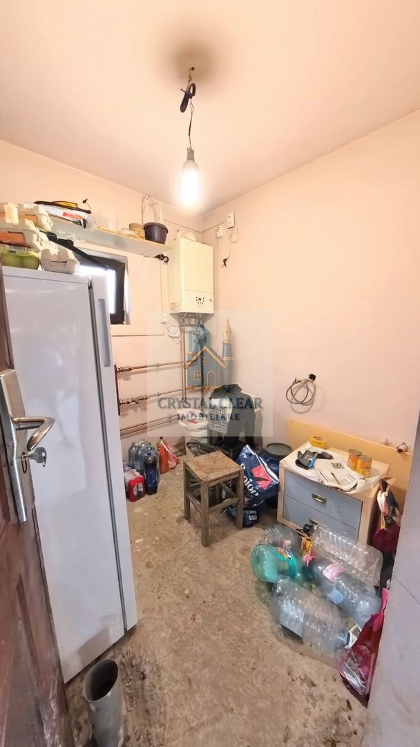 Casă 4 dormitoare și teren de 857 mp - zona Sântana de Mureș - Poză 21