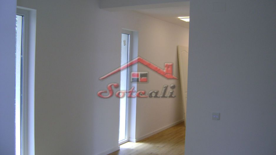 Casă Premium Parter Campina - Poză 18