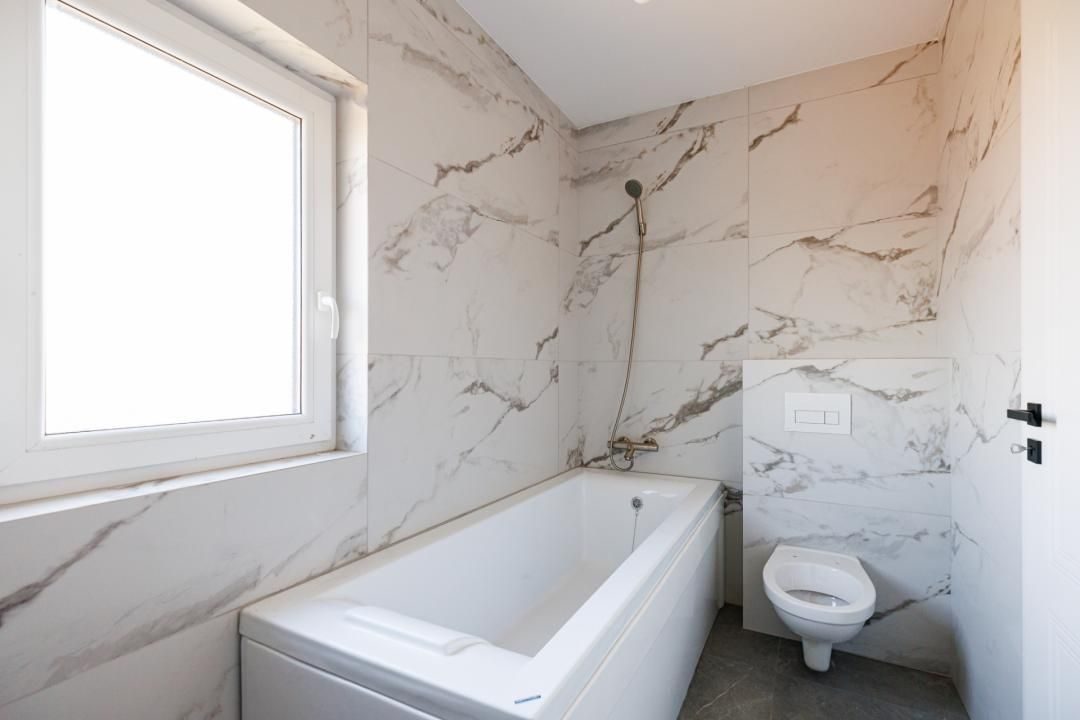 Duplex P+E în Moșnița Nouă, 3 dormitoare, 3 bai, teren 403 mp. Comision 0% - Poză 38