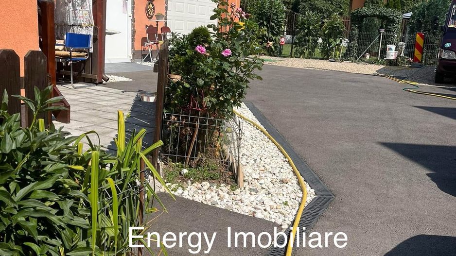 Casă particulară zona 22 Decembrie 1989 - Poză 2