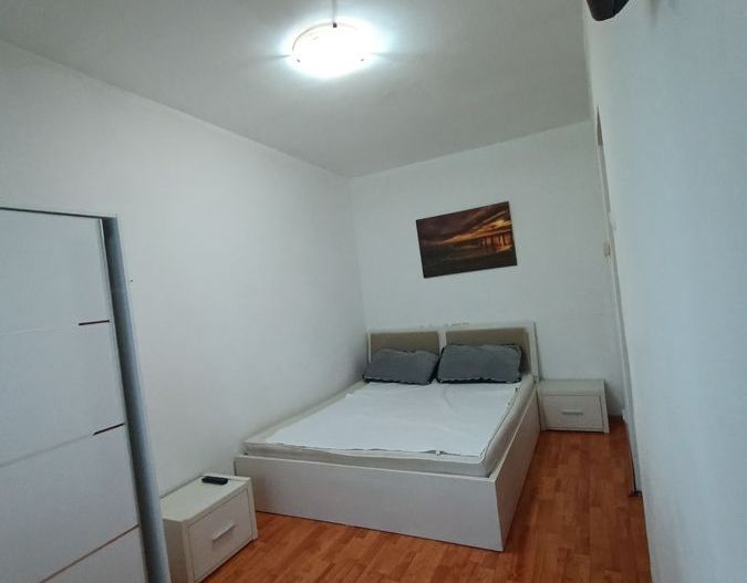 De vanzare apartament 3 camere metrou Gorjului, c/f 2 - Poză 4