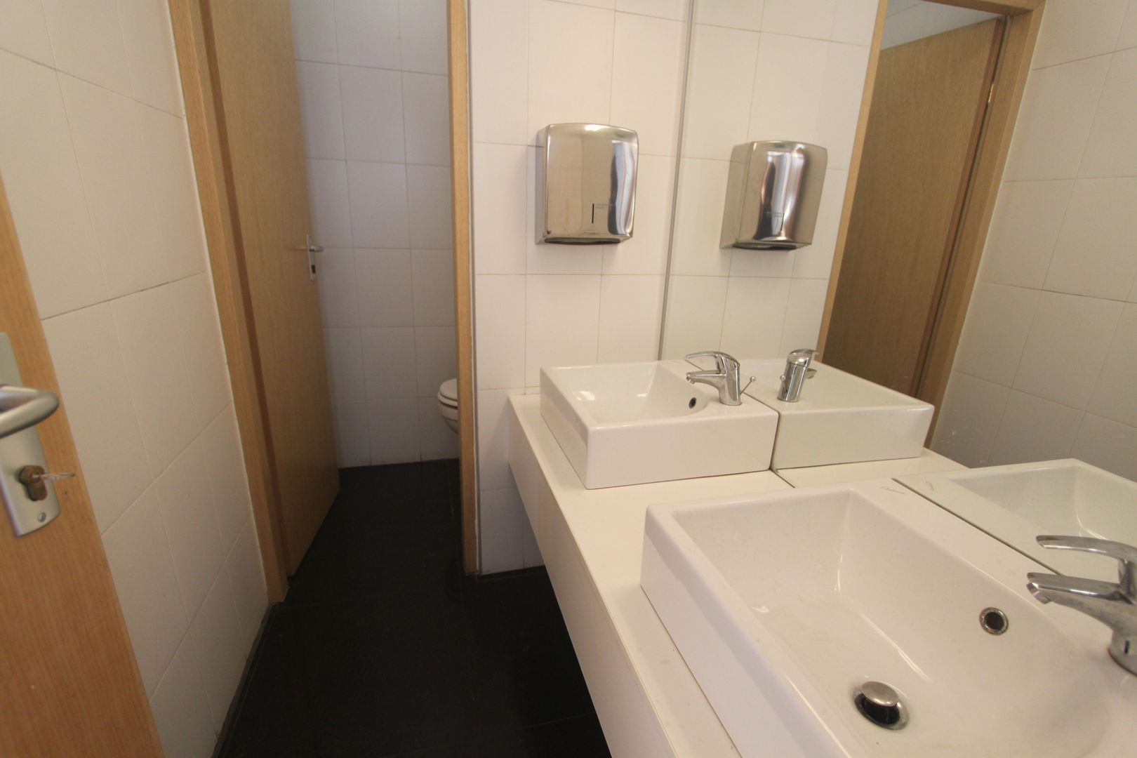 Cladire de birouri - zona Semicentrala - Poză 38