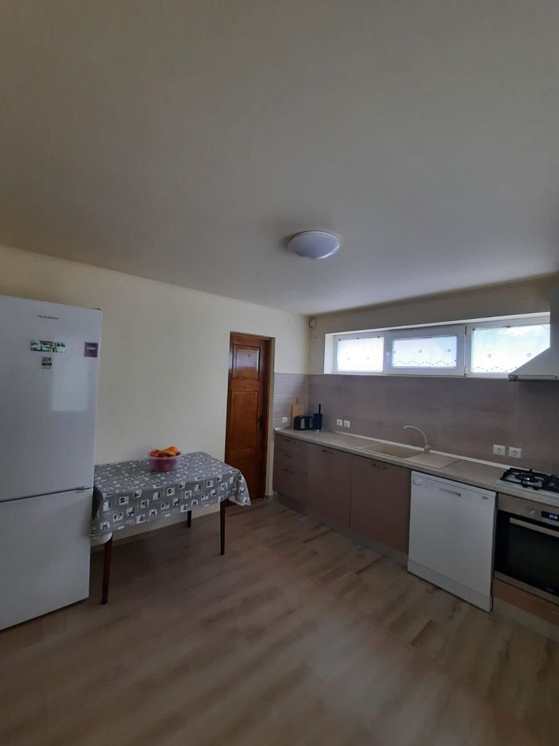 CASA DE 263MP, TEREN DE 8142M2 IN OARDA DE SUS LA 350.000, NEGOCIABIL - Poză 7