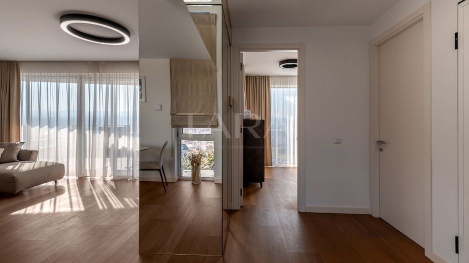 Apartament premium, grădină privată, panoramă și garaj încălzit. - Poză 5