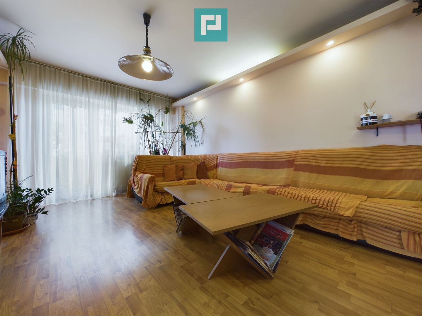 Apartament 4 camere Zona 300 - Poză 5