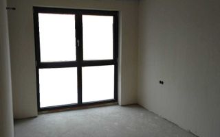 Apartament cu 2 dormitoare. Ansamblu imobiliar nou, semicentral. - Poză 4
