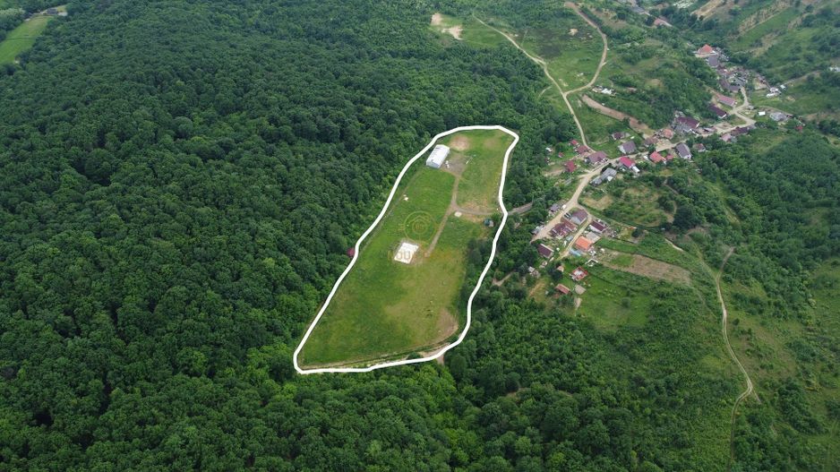 De vanzare Proprietate Unica In Maramures la 20km de Baia Mare - Poză 1