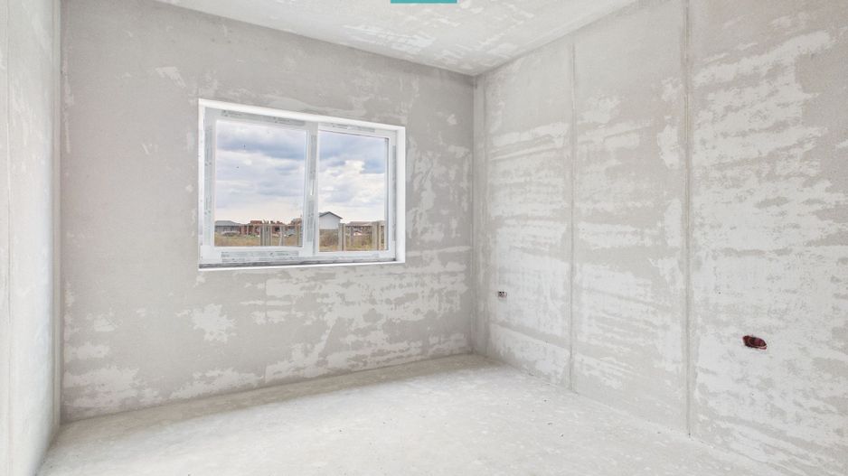 Duplex în Săcălaz despartit prin cameră tehnica - Poză 3