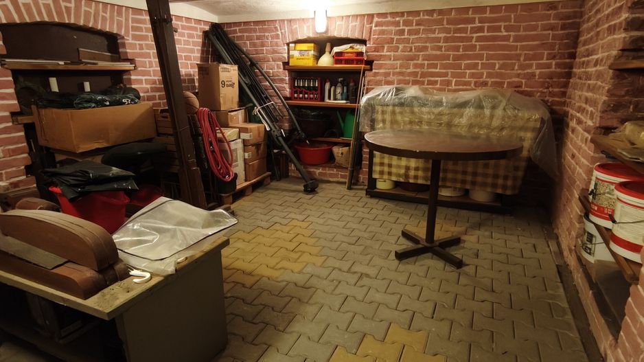 Casa de locuit Central 310 mp utili + 2 spatii comerciale de la strada - Poză 7