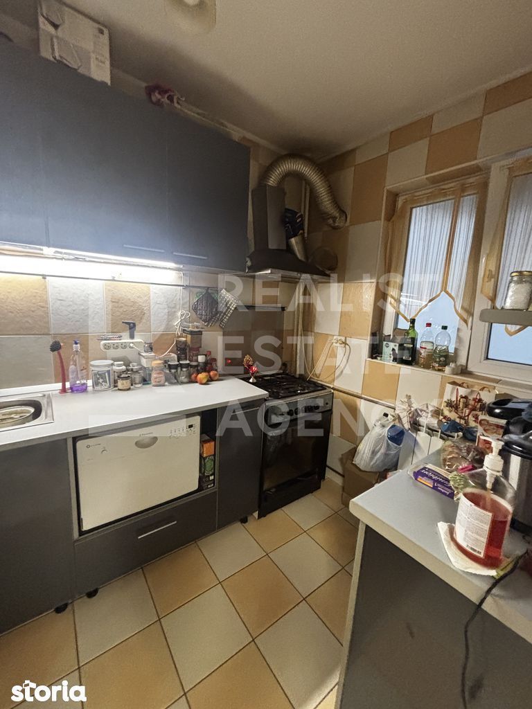 Vânzare, apartament 3 camere, zona Drumul Taberei - Poză 5