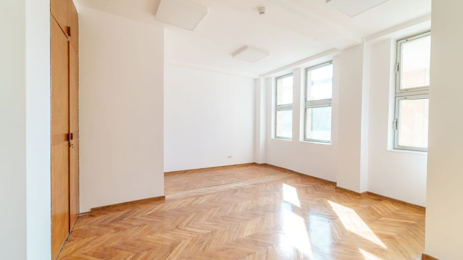 Spațiu pentru sediu firmă în clădire de birouri. - Poză 2