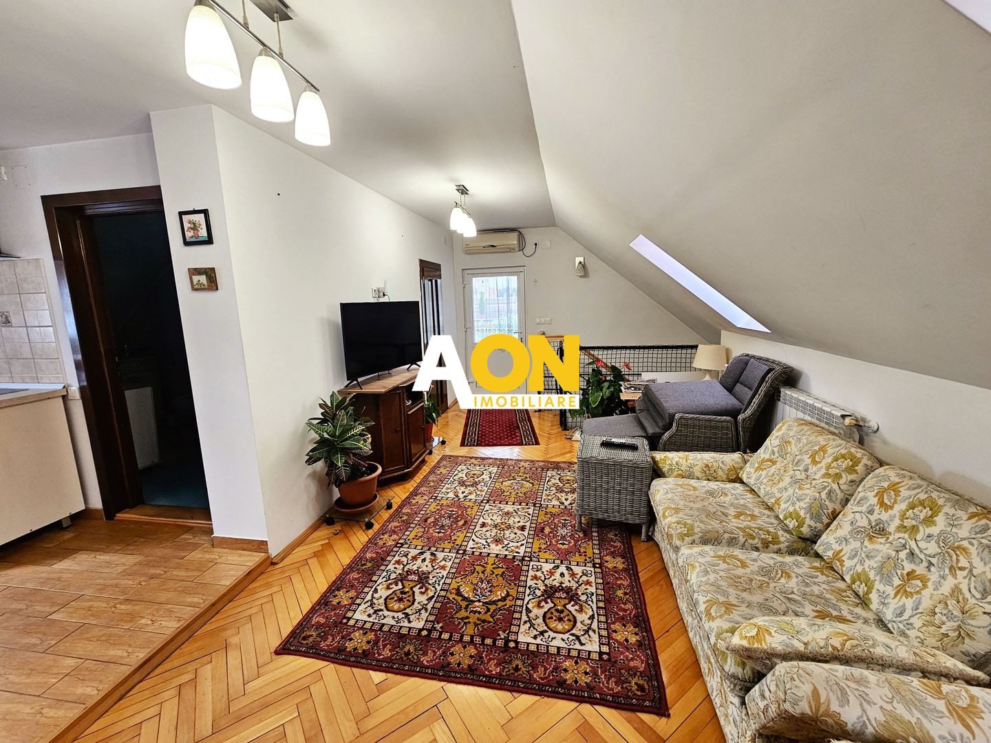 Casa 6 camere, 715 mp teren, langa Cetatea Alba Carolina - Poză 6
