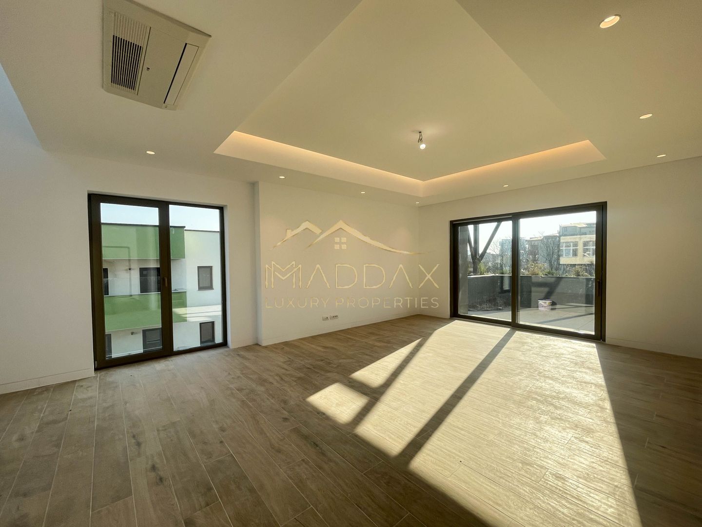 Impressive Penthouse-Triplex ** Green Building***/ 3 parking / Stefan Cel Mare - Poză 8