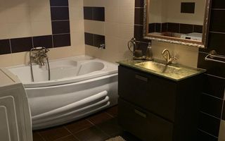 Apartament cu două camere, cartier Andrei Muresanu! - Poză 5