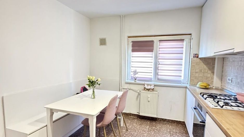 De Închiriat: apartament 3 camere zona Giurgiului - Poză 4