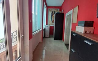 Proprietate 450 mp pe Calea Clujului cu teren de 787mp in Oradea - Poză 19