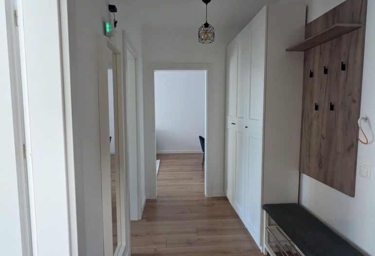 Se ofera apartament 2 camere spre inchiriere/Plaza Residence faza 4 - Poză 4