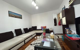 Apartament 4 camere decomandat | Etajul 2| 2 bai | Poarta 6 - Poză 2