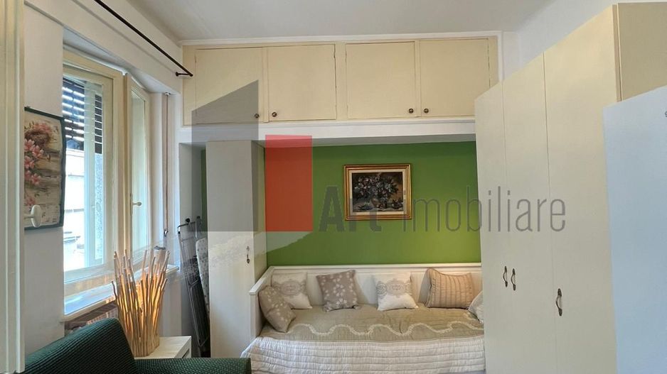 Garsoniera de inchiriat in zona Magheru (ultracentral) - Poză 2