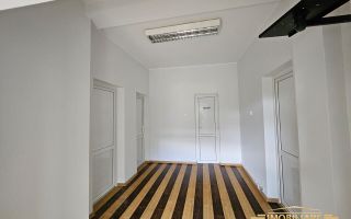 Spatiu comercial de inchiriat/vanzare, suprafata de 76 mp, zona Curtesti - Poză 1