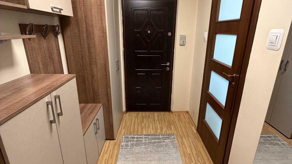 Inchiriere apartament 3 camere Drumul Taberei - Poză 7