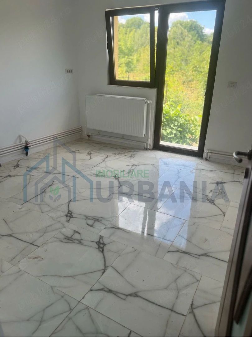 Casa de vânzare în Voinești, construcție din cărămidă termoizolantă - Poză 3