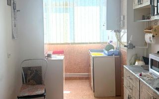De vanzare apartament 2 camere, Mazepa 1, 64.000 Euro - Poză 3