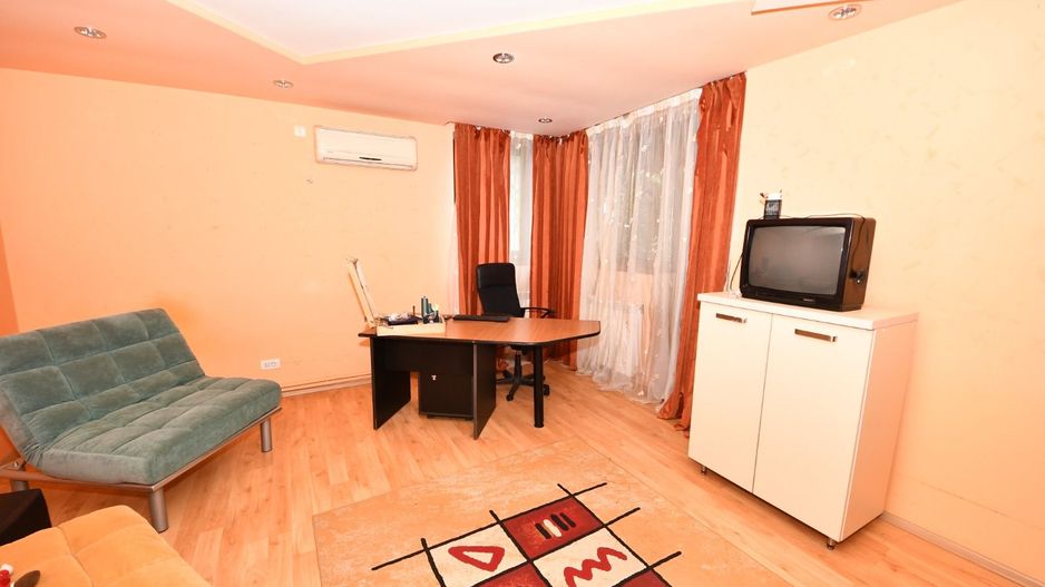 Vila spatioasa, constructie solida, zona micro 17 – Galati - Poză 44