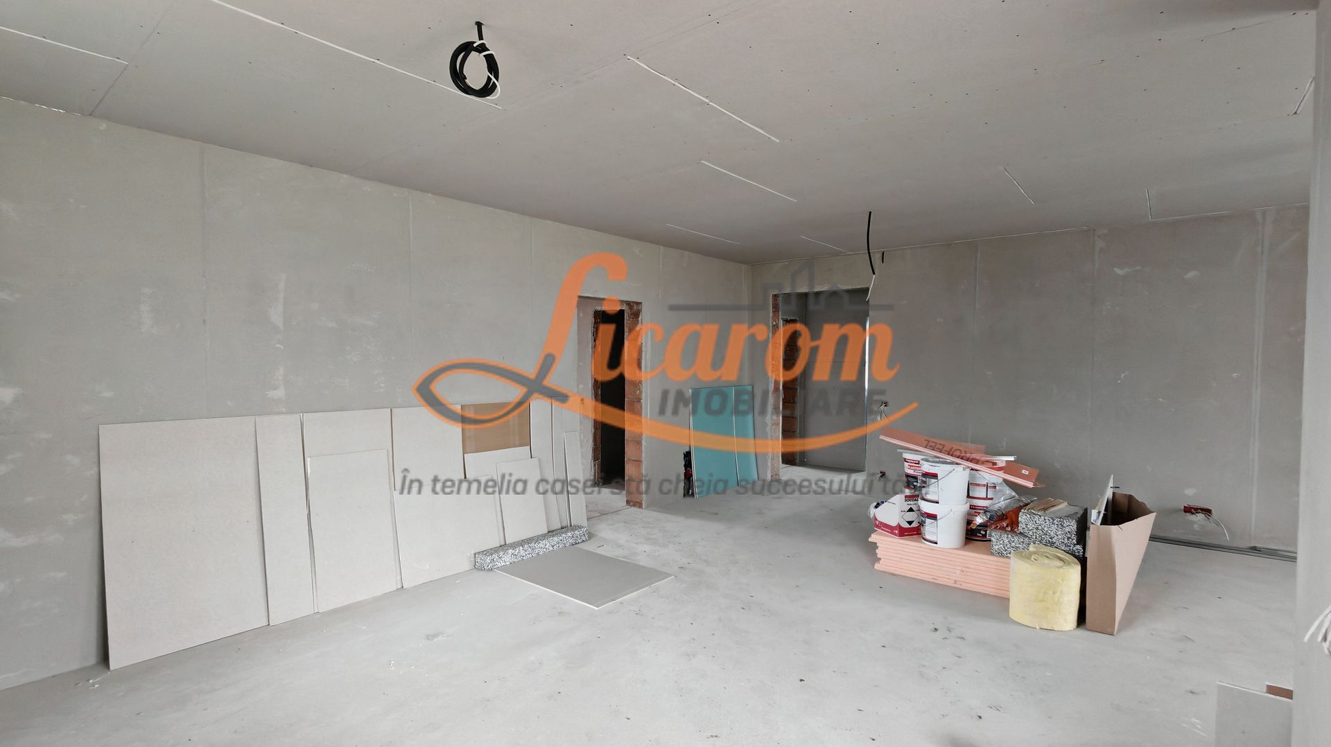 Casa la cheie in CRISTIAN pe Parter, zona de vile,250.000 euro - Poză 5