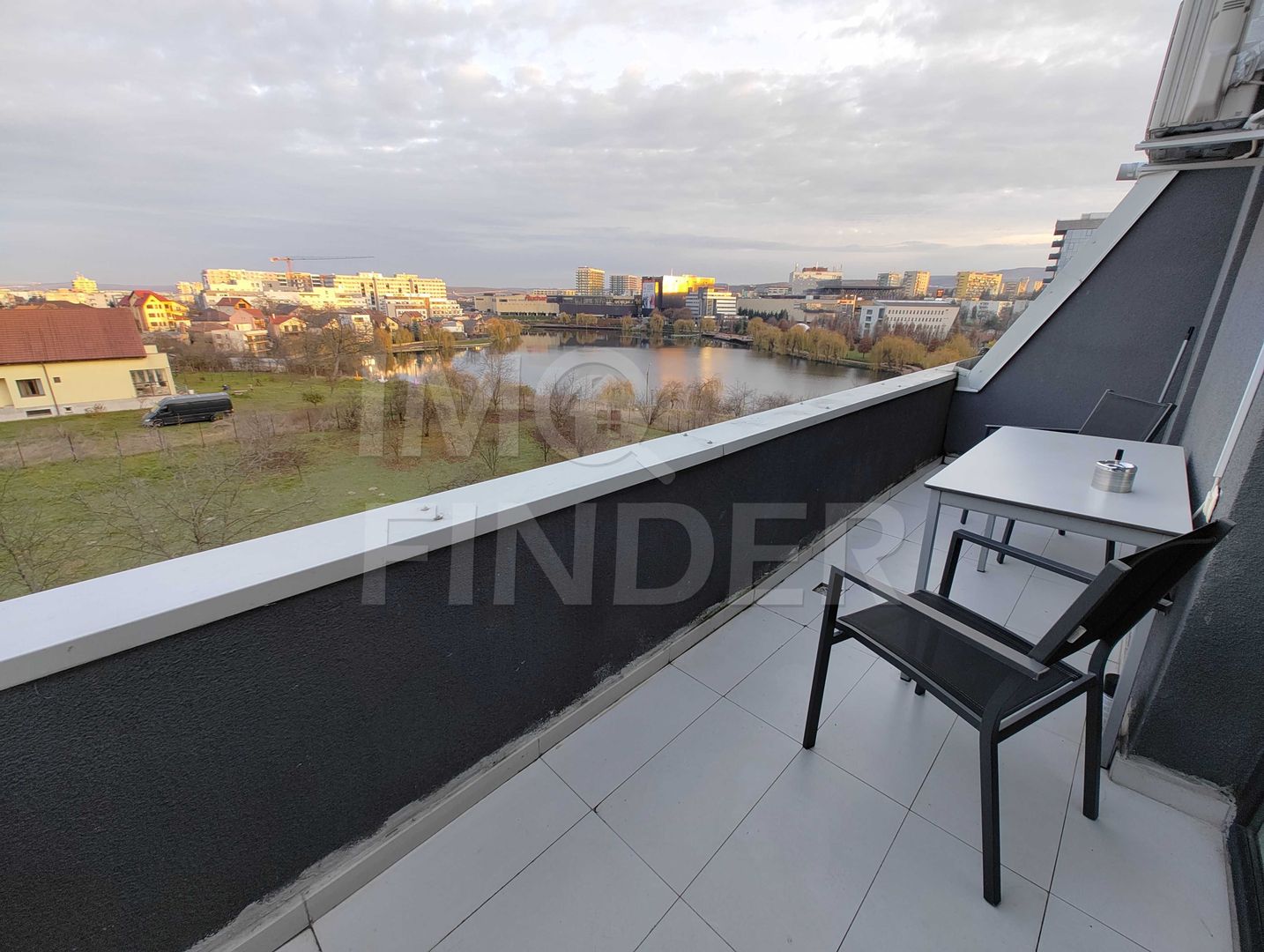 Prima Inchiriere  2 camere cu Parcare Subterana Zona Iulius Mall - Poză 3