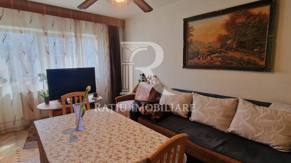 Apartament cu 3 camere | Xenopol | Oradea - Poză 2