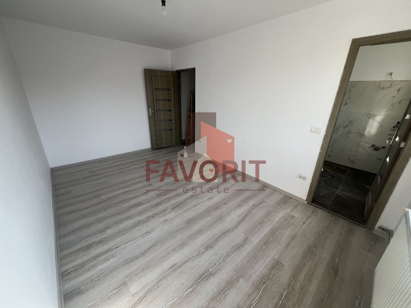 Apartament 3 camere decomandat | Complet Renovat | Zona Sagului - Poză 4