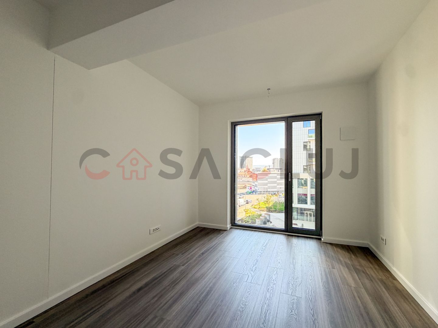 3 camere, bloc nou, finisat - Poză 4