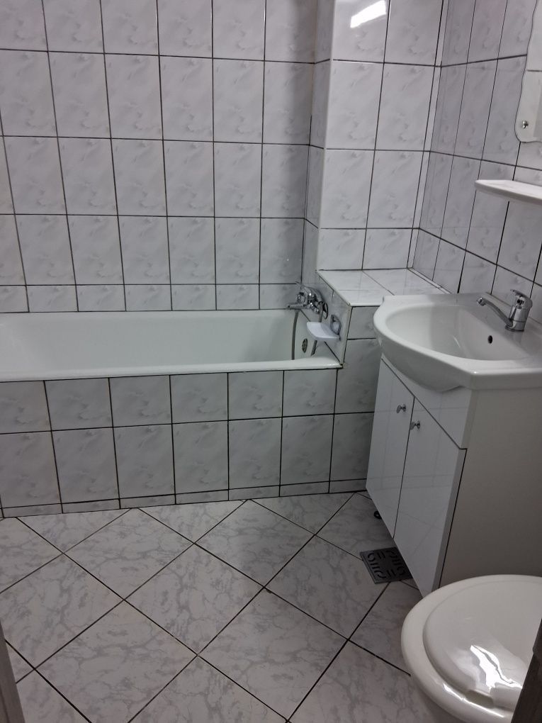 3 camere decomandat modern, 90 mp, 2 bai, etaj 2, pret excelent - Poză 6