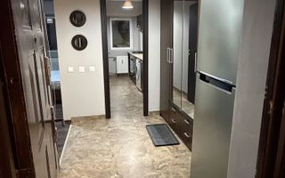 Închiriez garsonieră modernă, Piața Muncii, aproape de metrou - Poză 4